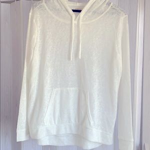 Weatherproof White Fall Pullover